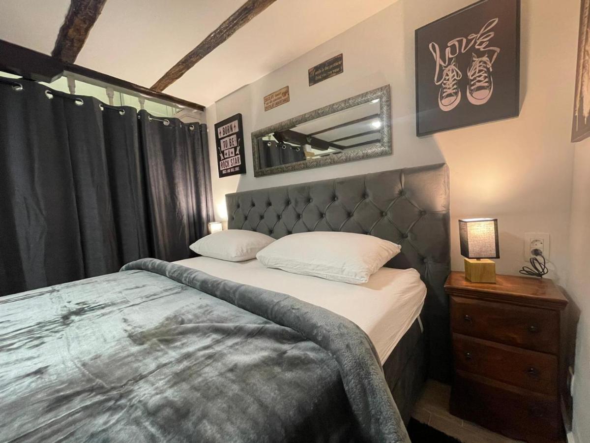 Tequila Apartments (Adults Only) Zadar Exterior photo