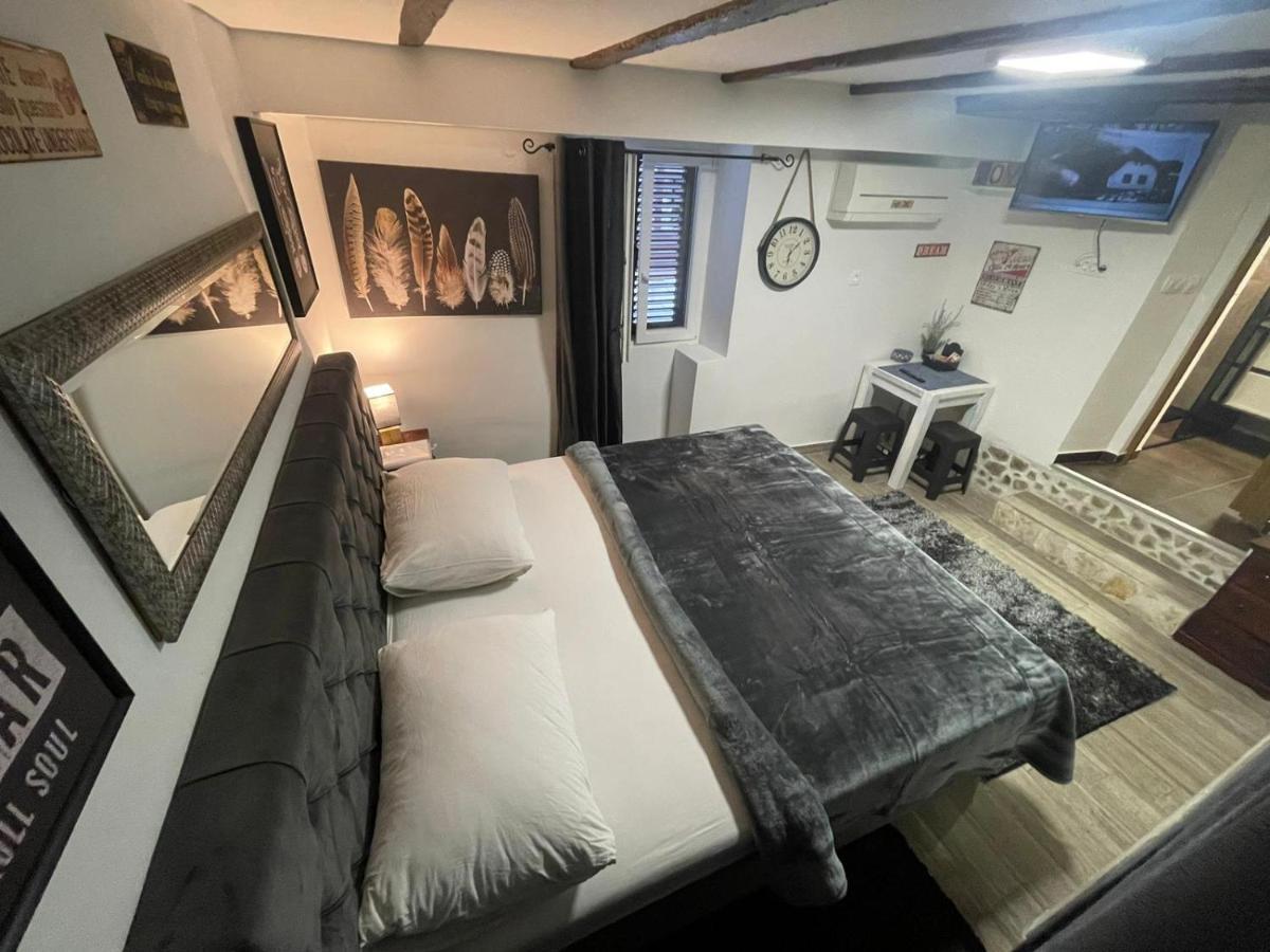 Tequila Apartments (Adults Only) Zadar Exterior photo