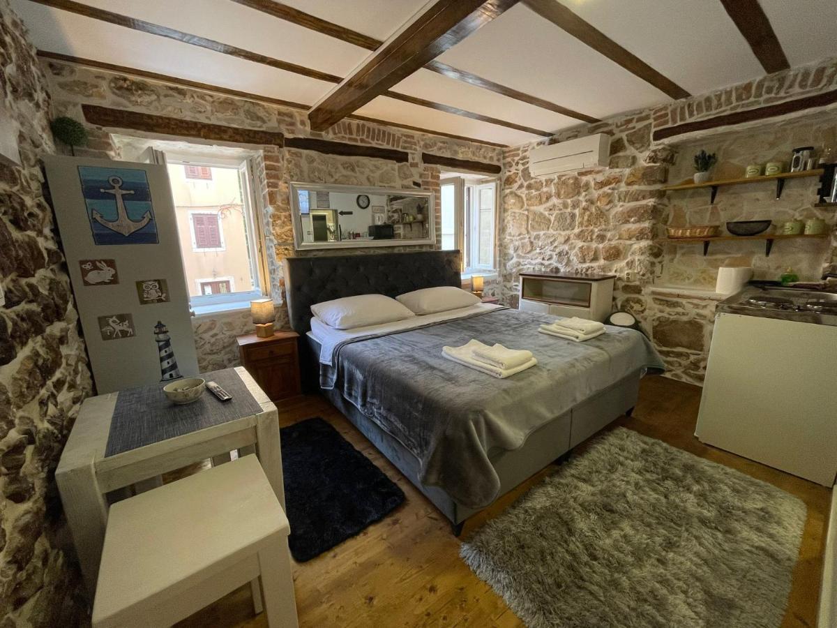 Tequila Apartments (Adults Only) Zadar Exterior photo